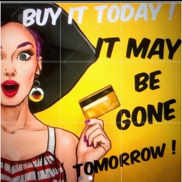 Sz 7 1/2 M Christian Soriano Tennis Shoes - Picture 10 of 10